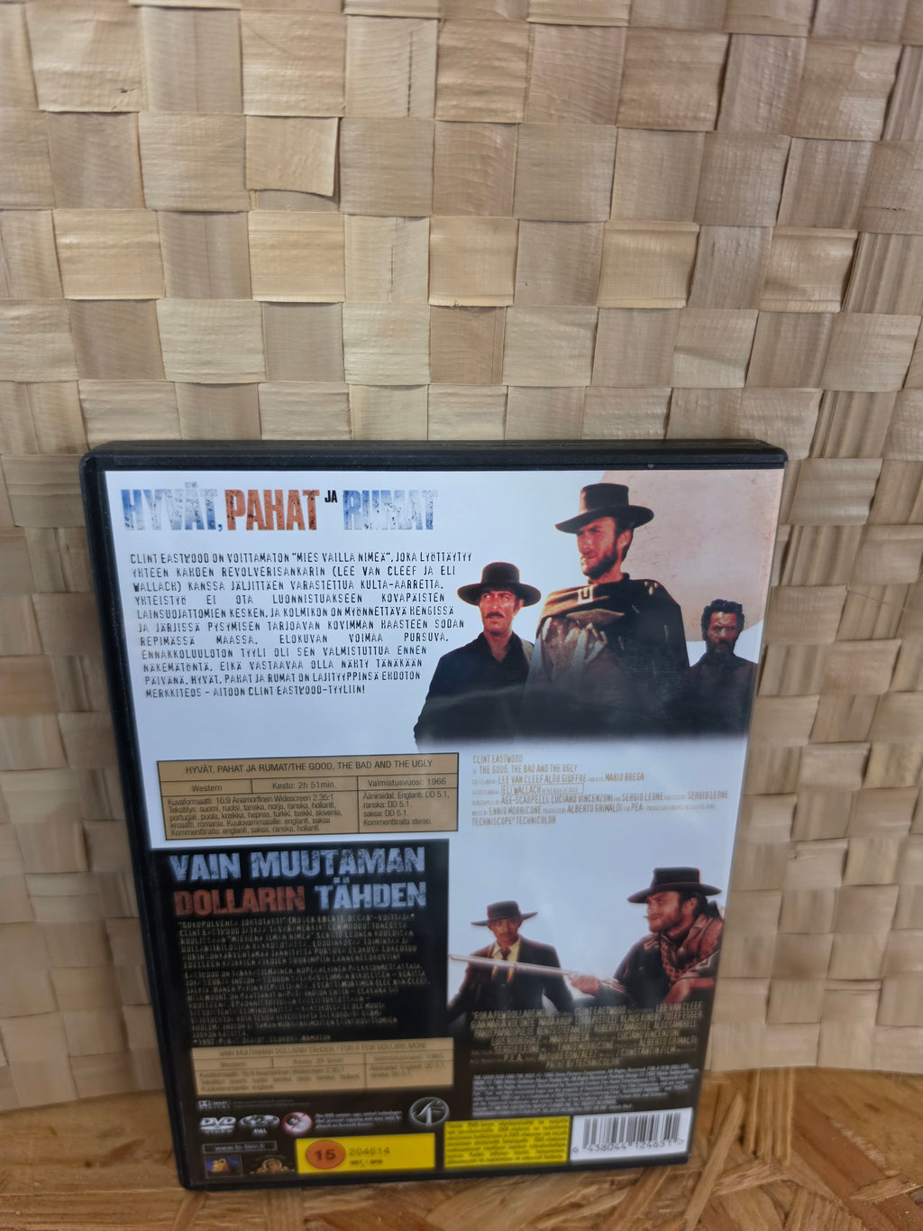 Hyvät, pahat ja rumat/vain muutaman dollarin tähden